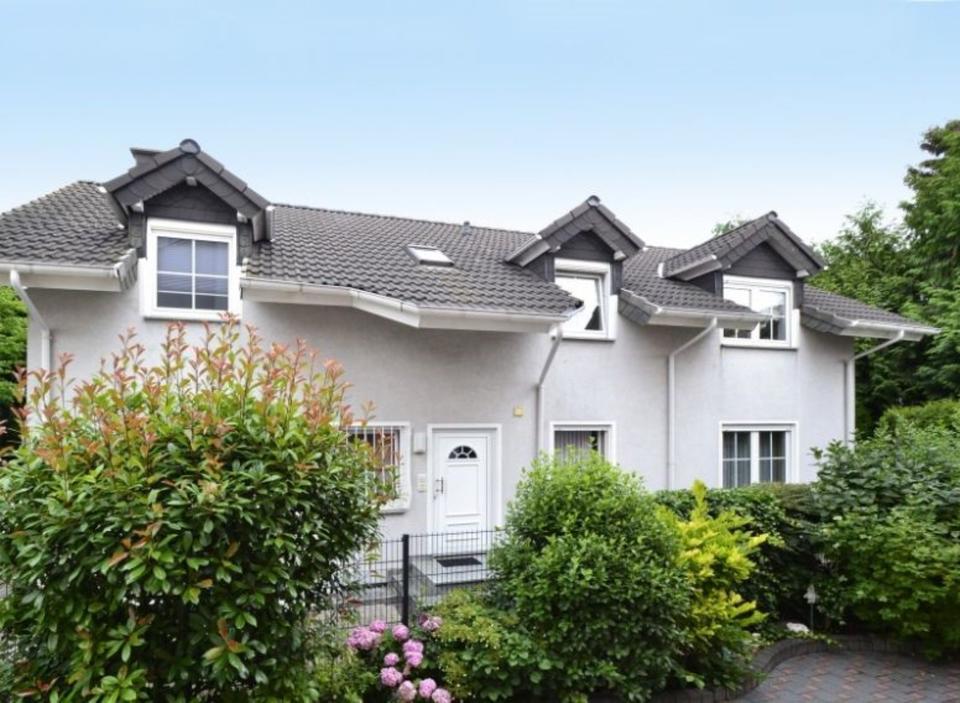 Thumbnail-Schöne und ruhige 2 Zimmer-Wohnung mit Balkon