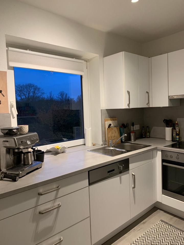 Thumbnail-Sanierte 2-Zi.-Whg. mit EBK, großem Balkon und Außenstellplatz