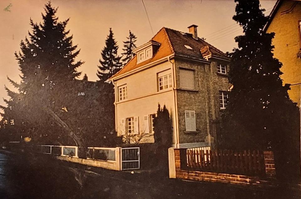 Thumbnail-EFH Haus (Bjh. 1929) in zentraler Lage von Roßdorf zu verkaufen