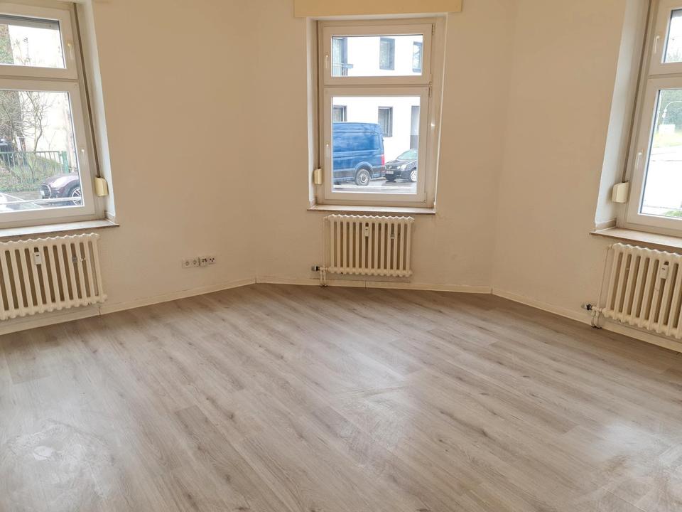 Thumbnail-Gepflegte 4-Zimmer-Wohnung im Erdgeschoss zu vermieten!