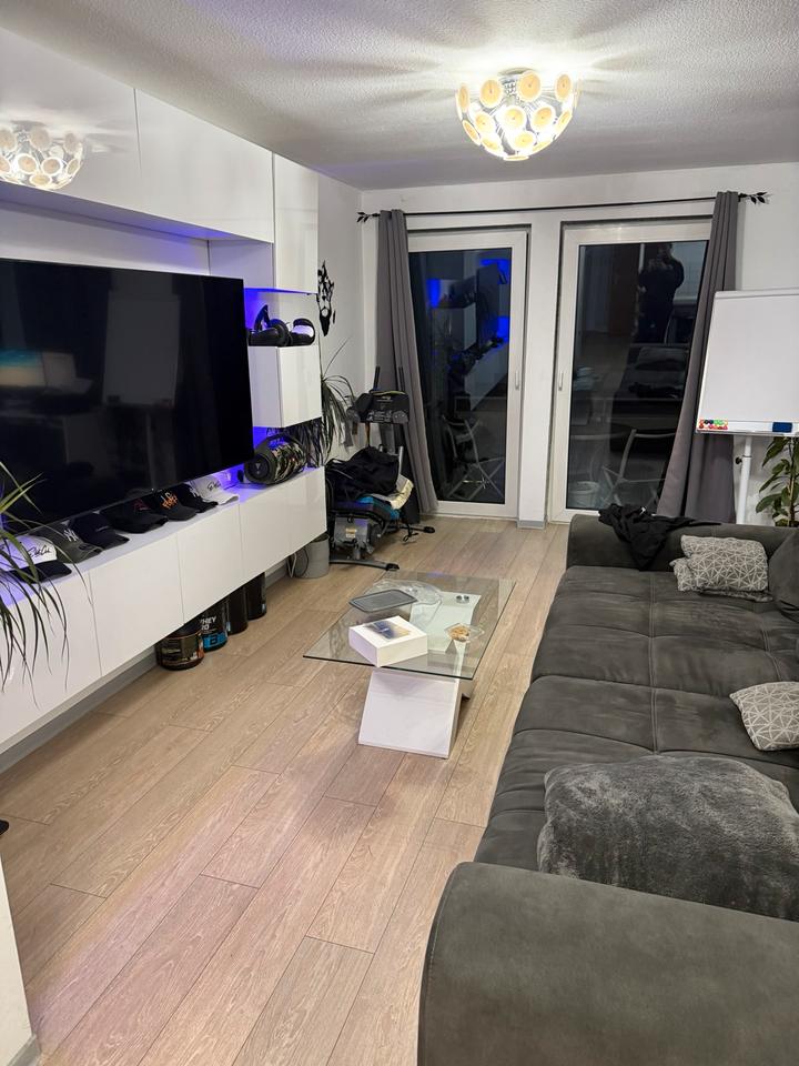 Thumbnail-Möblierte Neubauwohnung mit Balkon in Köln zur Zwischenmiete