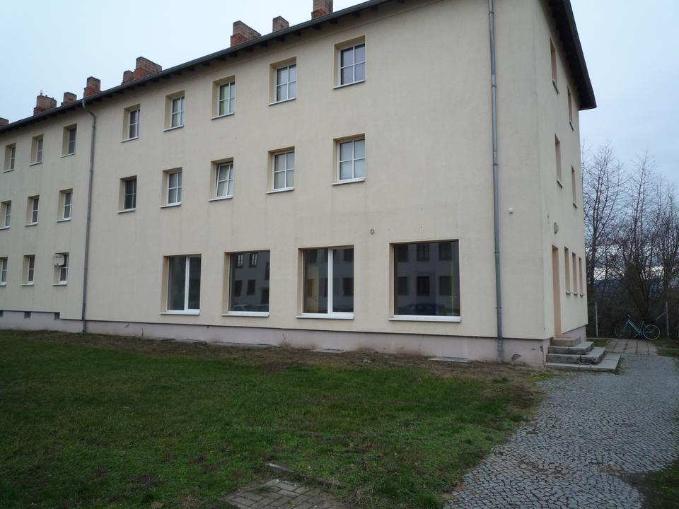 Thumbnail-Praxis, Büro, Laden mit großen Schaufenstern in Cracau!!! Parkplätze vorhanden!