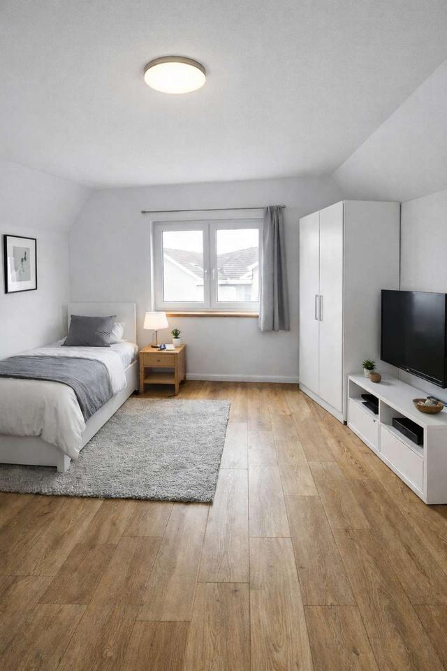 Thumbnail-Erstbezug nach Sanierung großzügiges 1 FFH in toller Lage