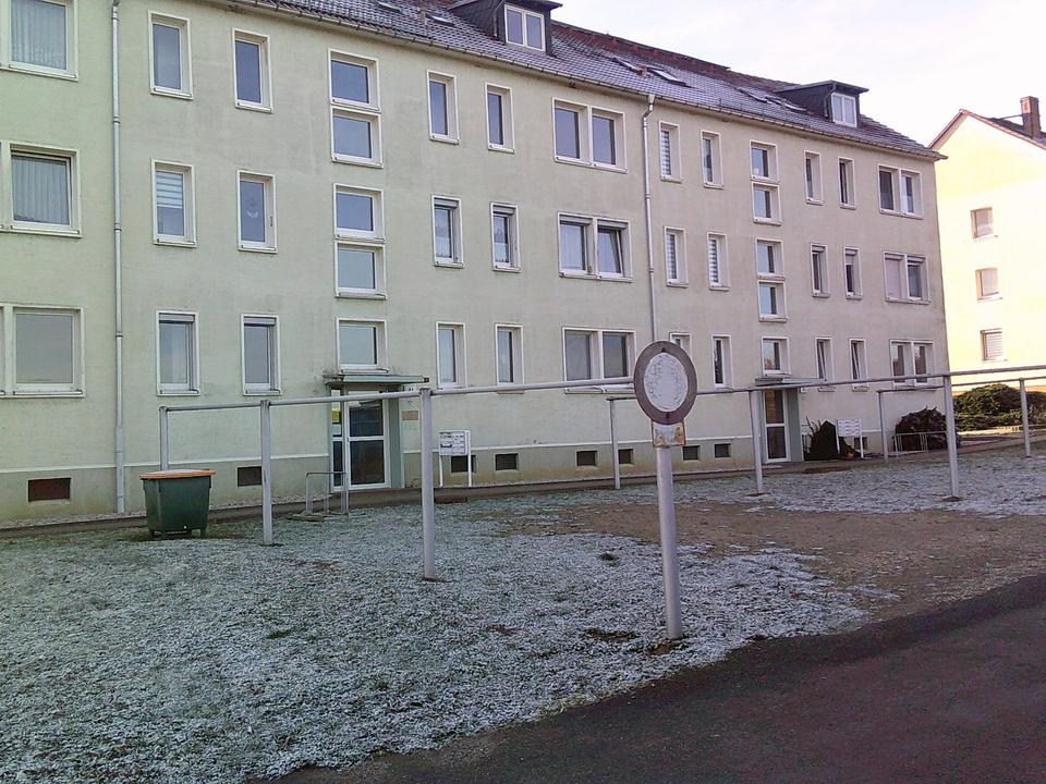 Thumbnail-schöne 3 Raum Wohnung mit Stellpltz in Starkenberg zu vermieten