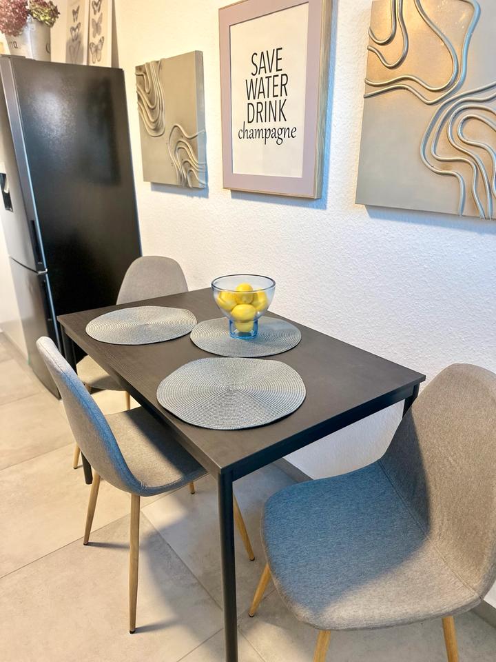 Thumbnail-Voll möblierte 2-Zimmer-Wohnung zur Miete auf Zeit zur Verfügung