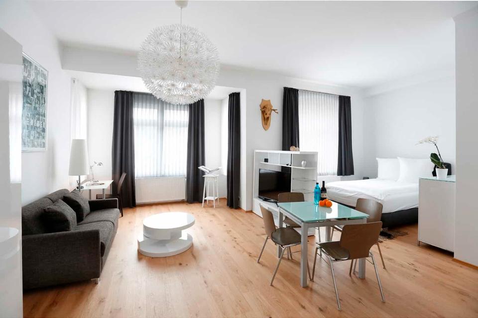 Thumbnail-Charmantes 1,5-Zimmer Apartment in Düsseldorf-Altstadt, Weißenburgstraße – ideal für Singles, haustierfreundlich