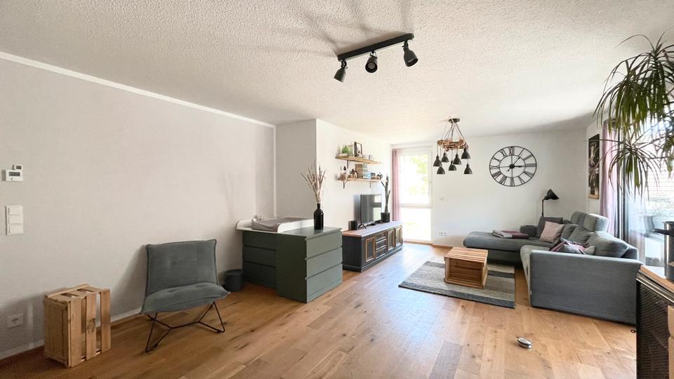 Thumbnail-2,5-Zimmer-Wohnung mit Balkon und Einbauküche in Waldenbuch