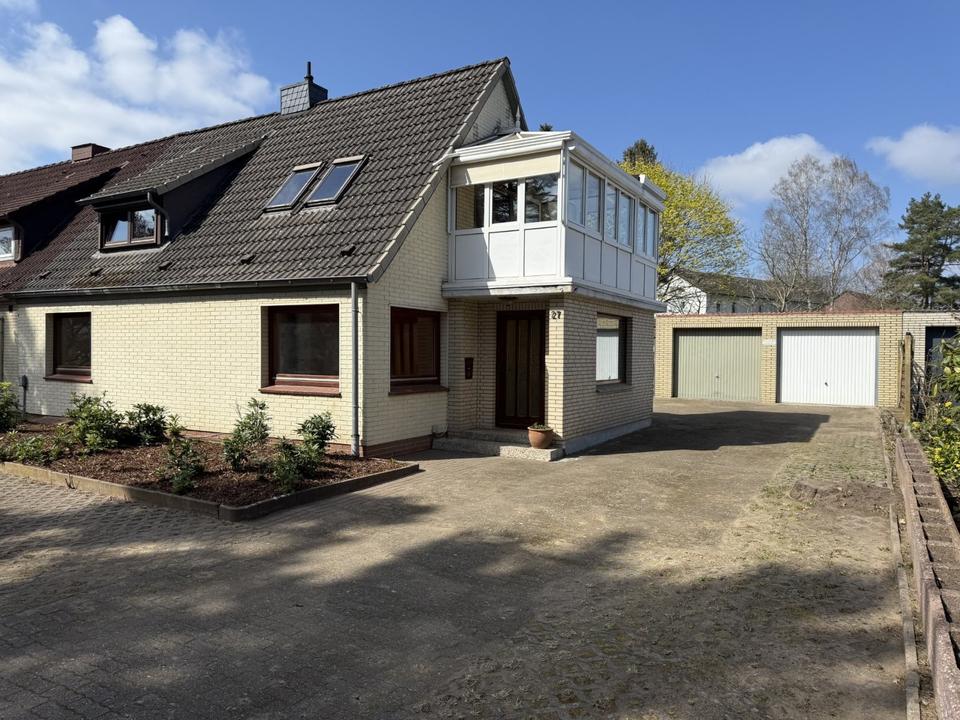 Thumbnail-Doppelhaushälfte mit Potenzial von Privat