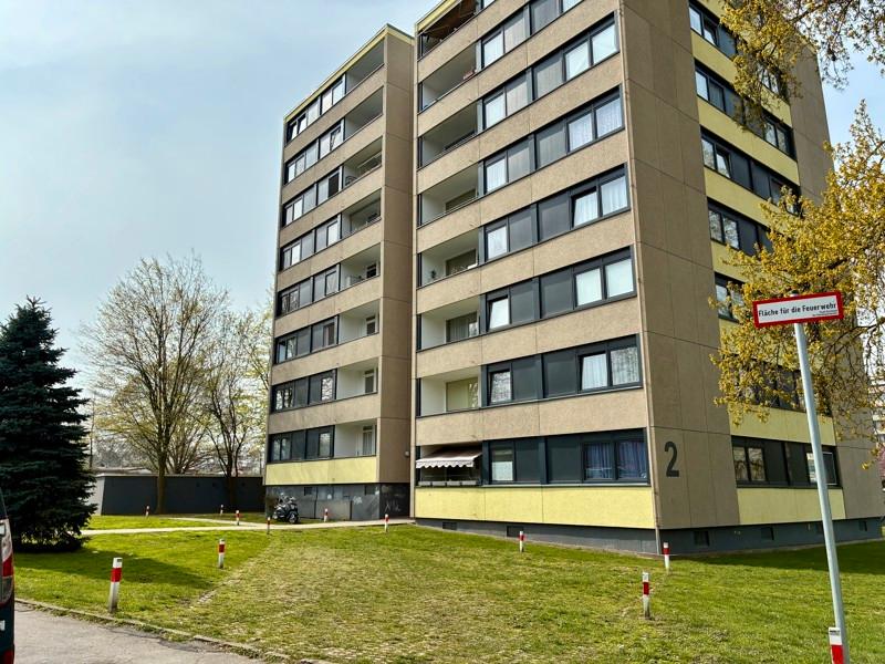 Thumbnail-Wer will mich!? Weitläufige 3,5-Zimmer-Wohnung