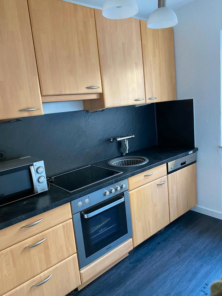 Thumbnail-3-Z.Wohnung,82m² in Regensburg, WG-ok, renoviert