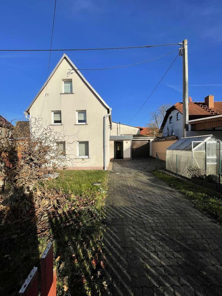 Thumbnail-Einfamilienhaus zu vermieten mit ca. 120qm und Garage in Löbnitz-Bennewitz bei Groitzsch