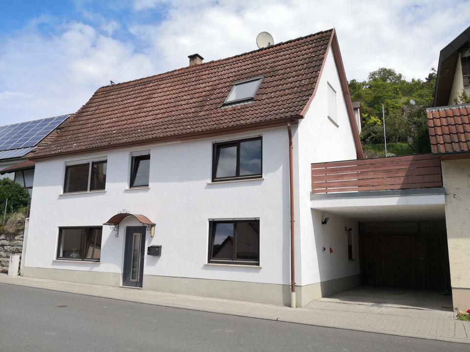 Thumbnail-Einfamilienhaus, Terasse, Carport, Garten optional - von Privat