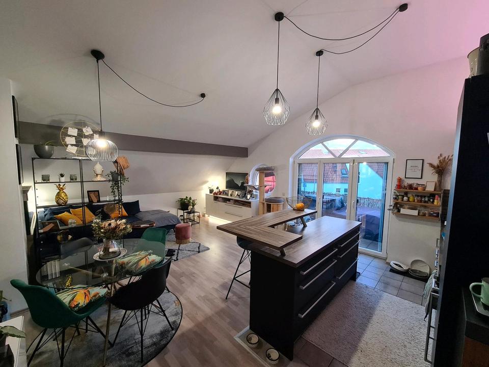 Thumbnail-Großzügige 2-Zimmer Wohnung