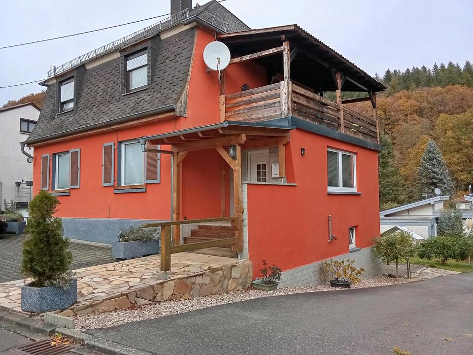 Thumbnail-Einfamilienhaus 132qm freistehend auf zwei Etagen