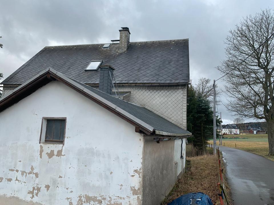 Thumbnail-Großes 2-Familienhaus in Sachsen – 3 Etagen, 4–5 Zimmer, Renovier