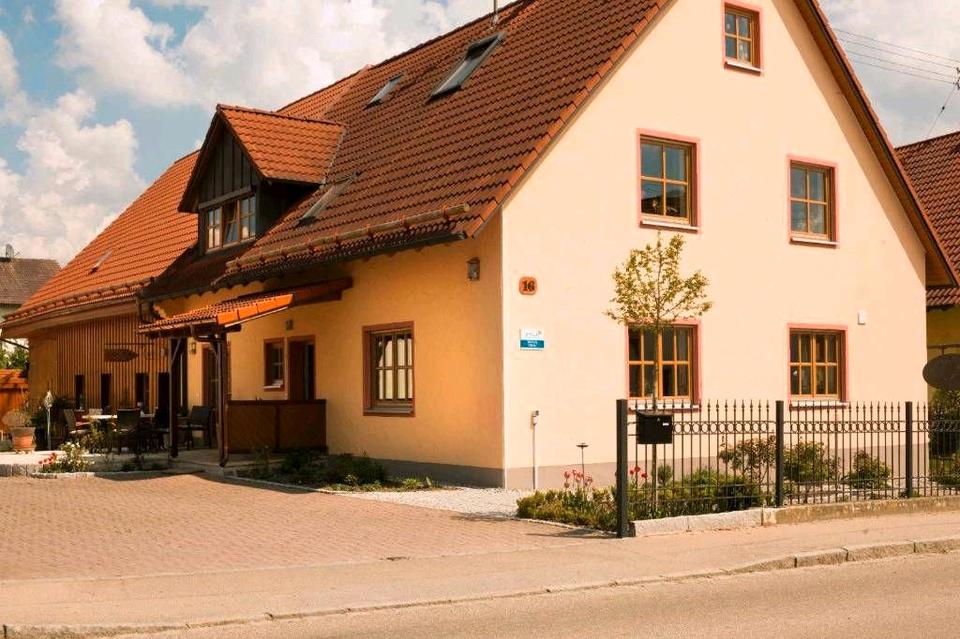 Thumbnail-Anwesen mit EinfamilienhausAnbauScheune und Carport