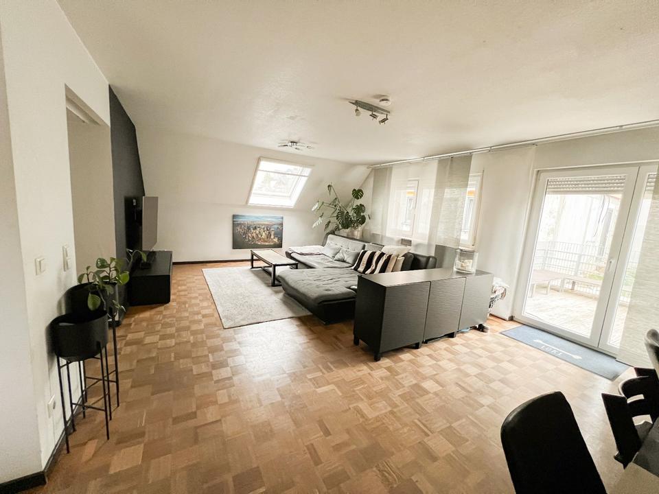 Thumbnail-Moderne Wohnung im Dachgeschoss