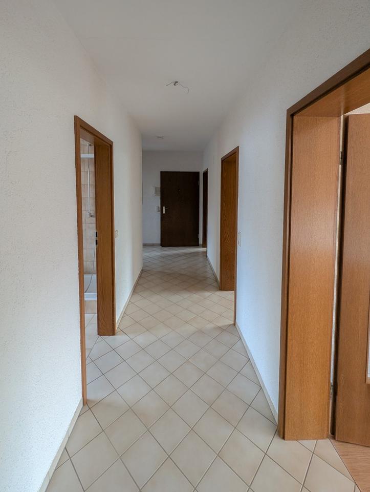 Thumbnail-Helle 3-Zimmer Erdgeschosswohnung in Kleinheubach zu VERMIETEN