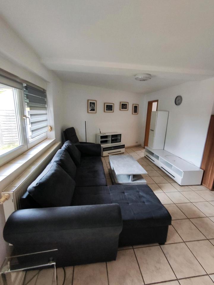 Thumbnail-Schöne Helle 2 Zimmer Küche Bad Wohnung mit separaten Eingang