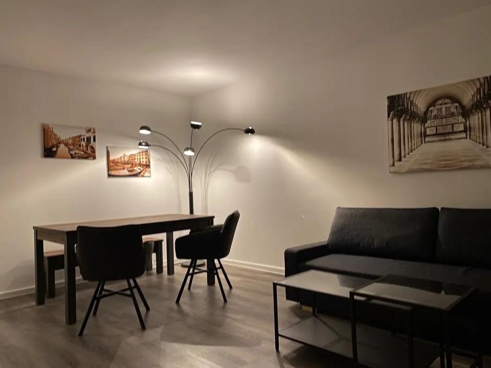 Thumbnail-Top renovierte Wohnung für Singles, Paare oder WG!