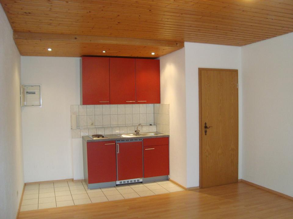 Thumbnail-1 Zimmer- Komfort- WHG im Grünen