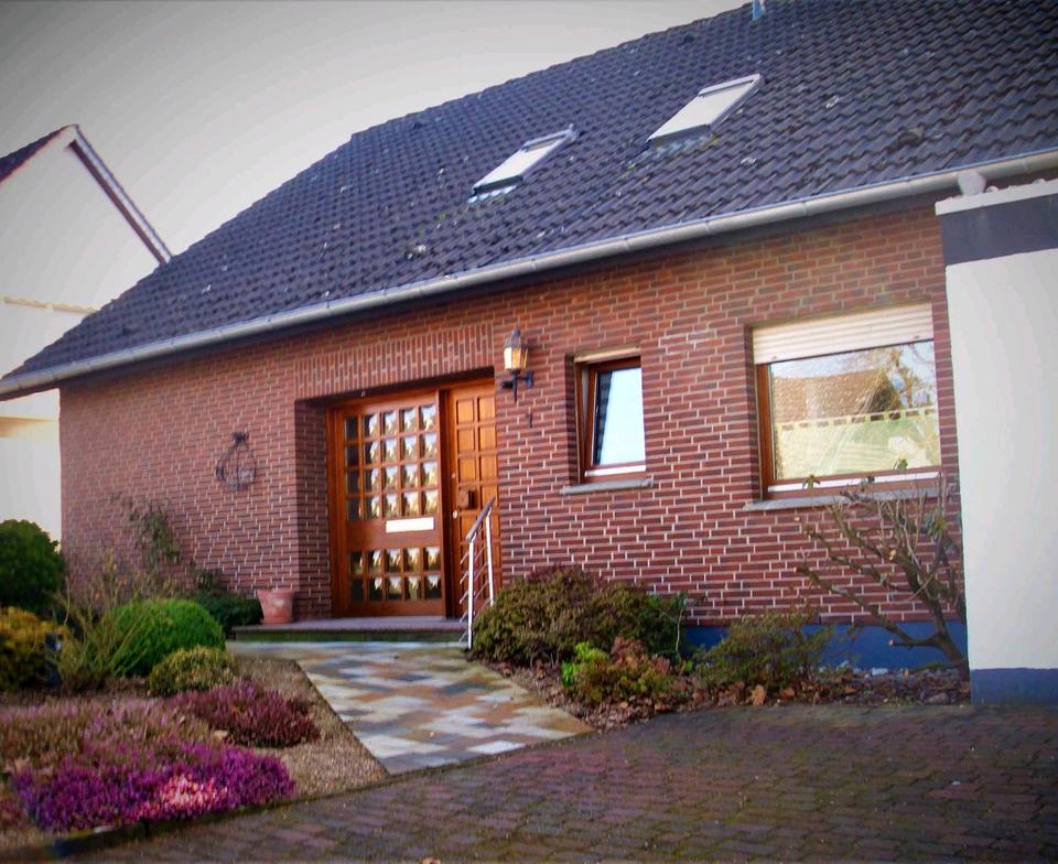 Thumbnail-Helle zentral ruhig gelegene 4 Zimmer Wohnung