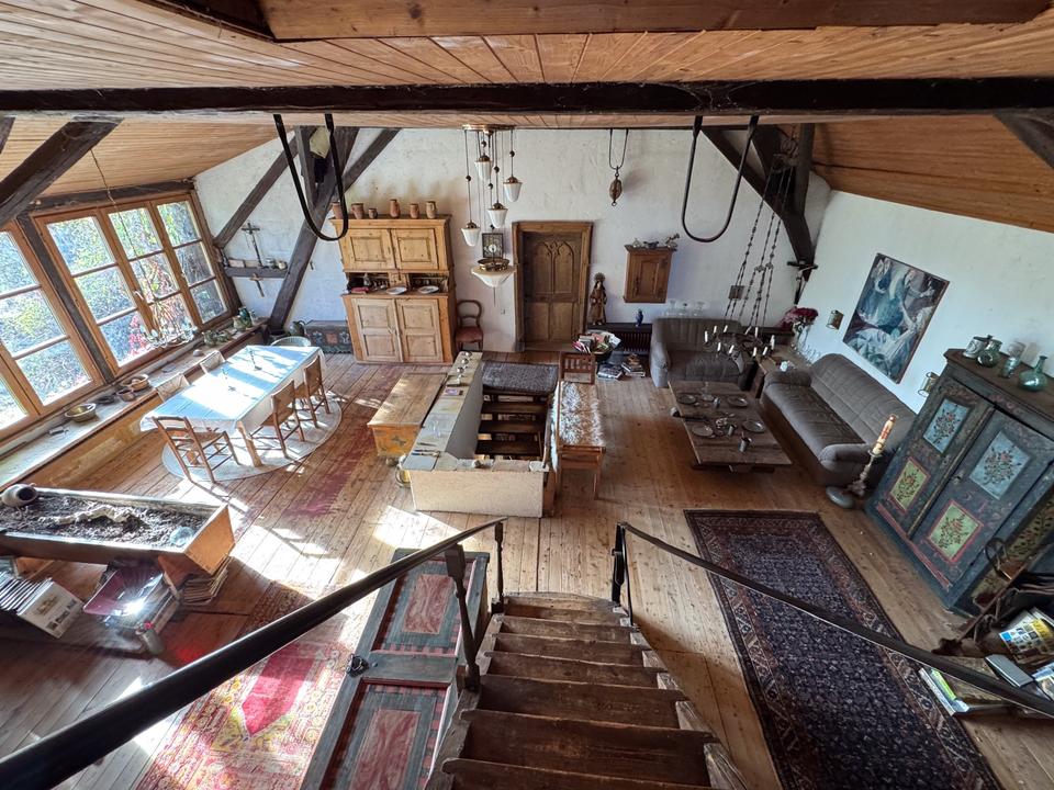 Thumbnail-Alter Bauernhof mit großem Grundstück – für echte Liebhaber