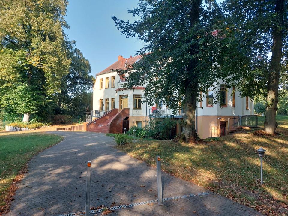 Thumbnail-3 Zimmer Wohnung mit Balkon und Seeblick - auch möbliert möglich