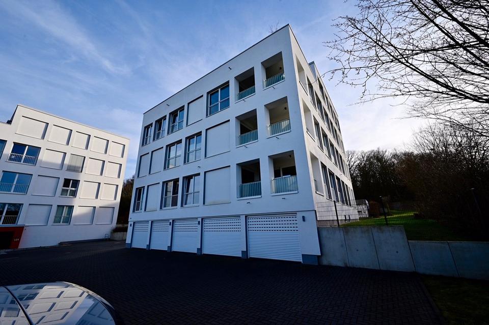 Thumbnail-Moderne, barrierefreie Wohnung mit 2 Bädern und 2 Stellplätzen