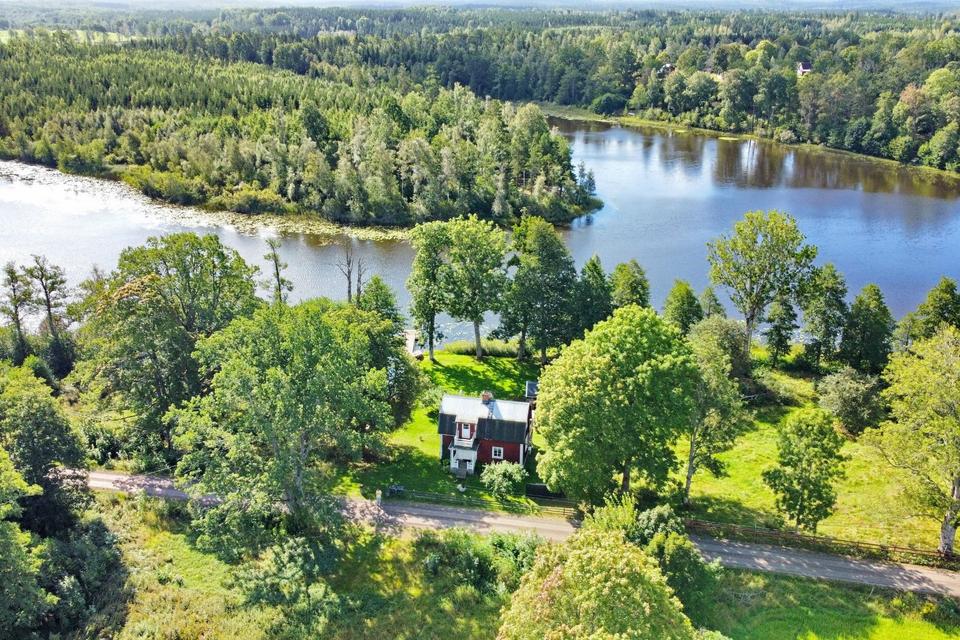 Thumbnail-„Haus Sjöäng“, typisch rot-weißes Haus, ☀️ Småland, Schweden