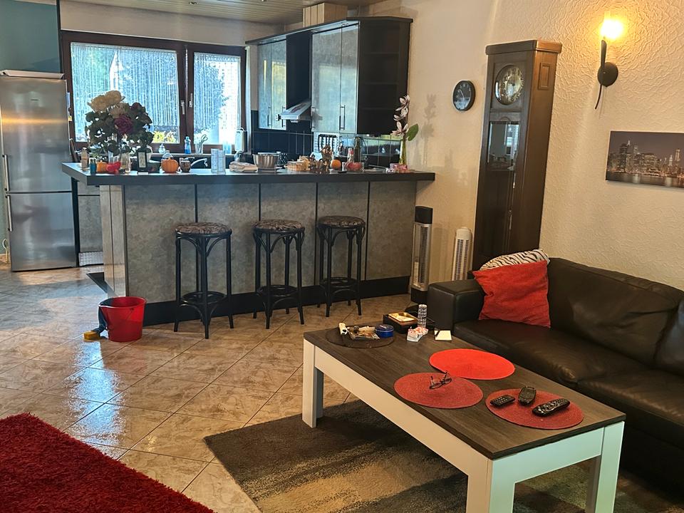 Thumbnail-Schöne, helle 3,5 Zi.-Whg.mit Garten in Stuttgart zu vermieten