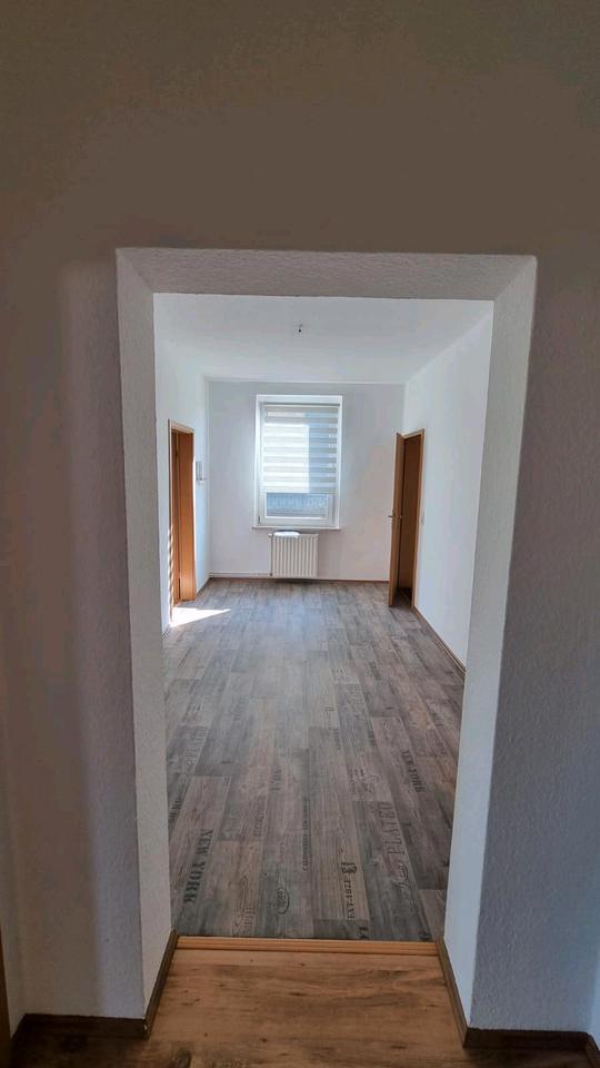 Thumbnail-Gemütliche 3 Raumwohnung im Altbau