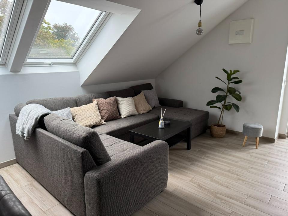 Thumbnail-Vermietete 2 Zimmerdachgeschosswohnung