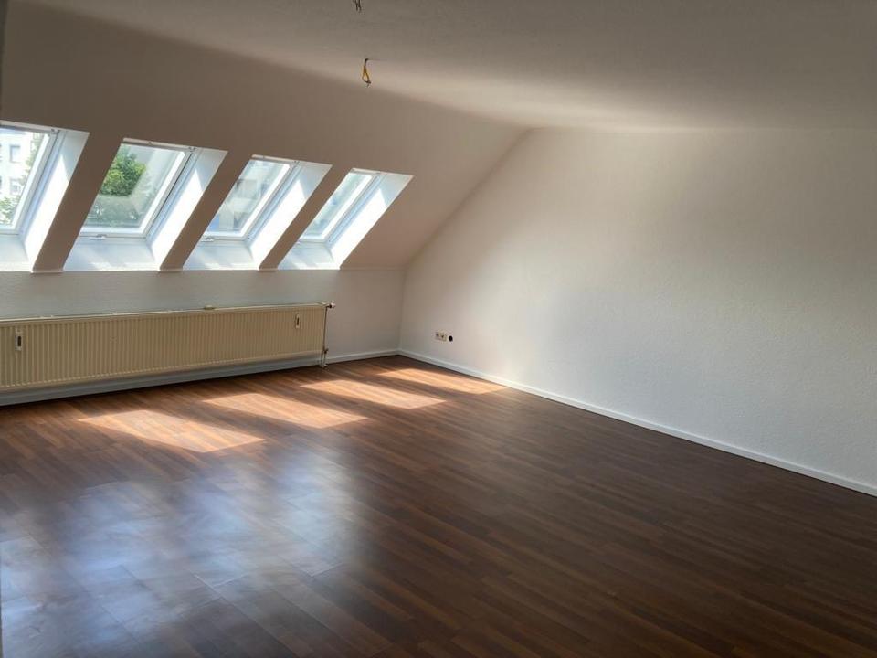 Thumbnail-3- Zimmer Wohnung in Pforzheim Nordstadt- 81qm - TG - sofort