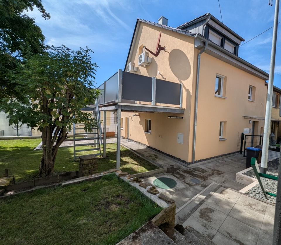 Thumbnail-Kernsanierte Doppelhaushälfte zum Vermieten