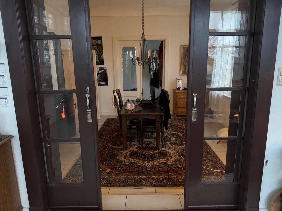 Thumbnail-Charmante Altbauwohnung mit Erker, Kamin und Terasse