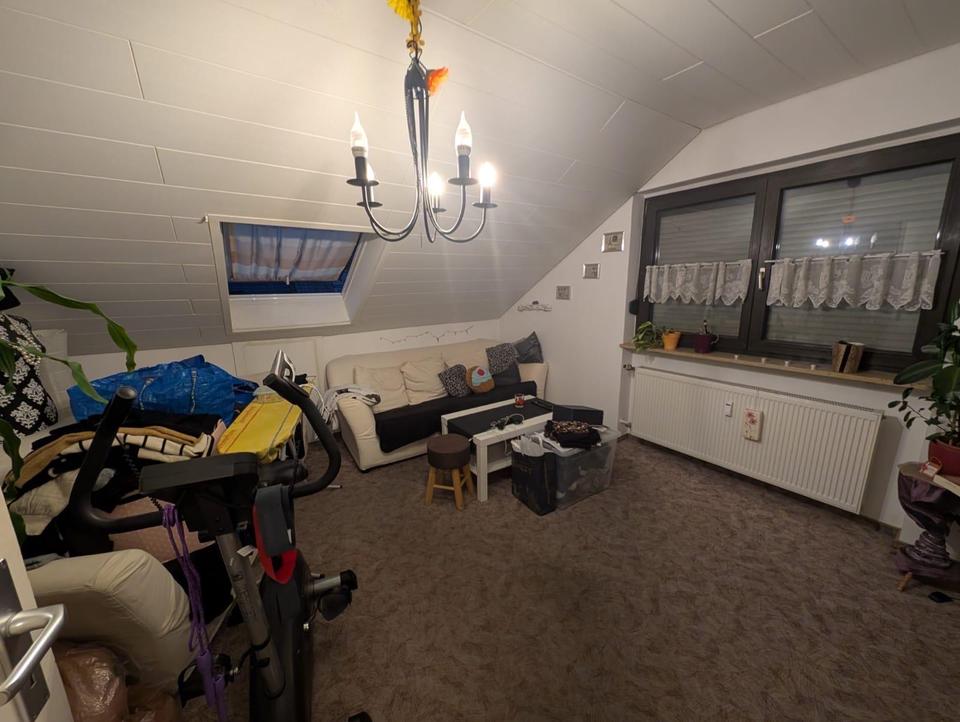 Thumbnail-Möbliertes WG-Zimmer in 2er-WG nähe Uni Hubland