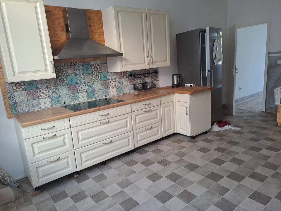 Thumbnail-Geräumige 2-3 Zimmer Wohnung im Erdgeschoss