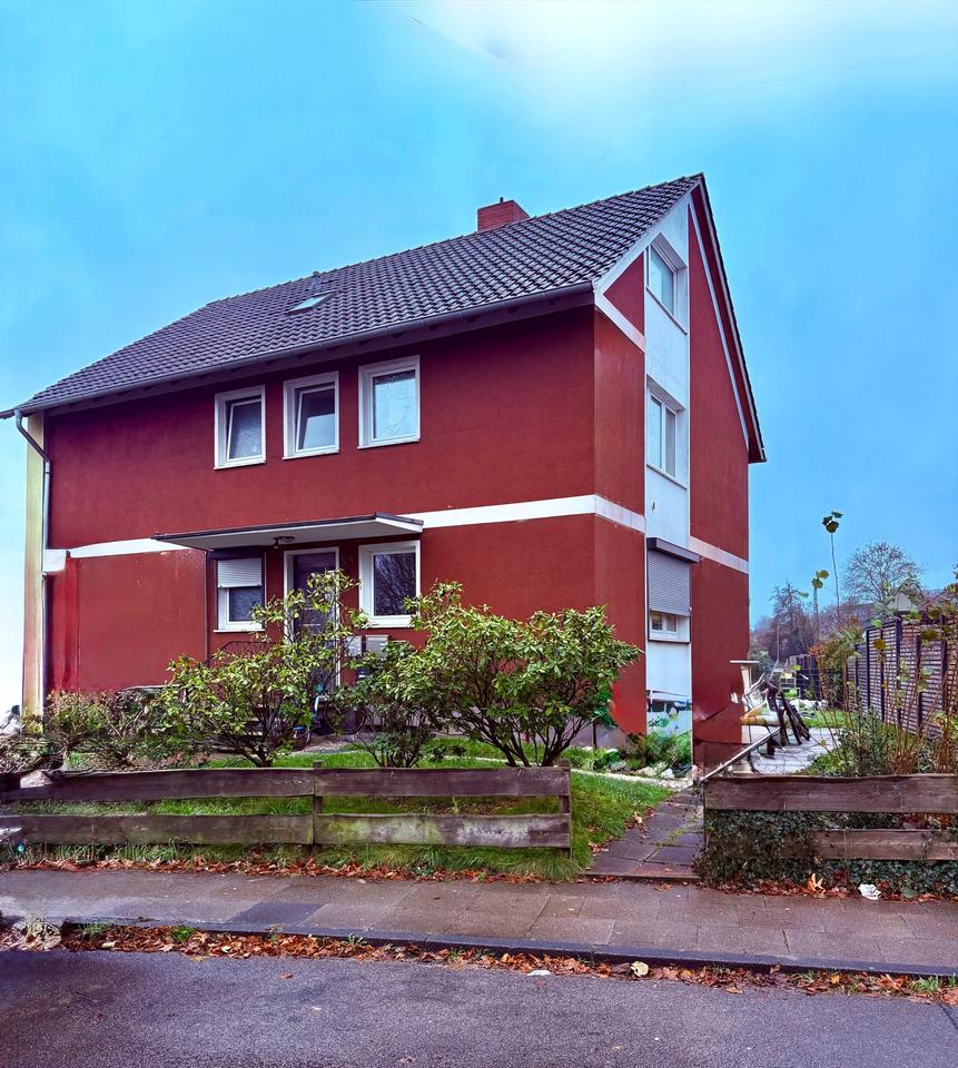 Thumbnail-Attraktives 3 Familienhaus in Bielefeld Brake am Bahnhof