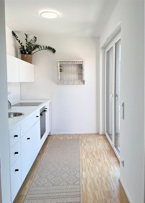 Thumbnail-Exklusive 2-Zimmer-Wohnung mit Küche + Klimaanlage