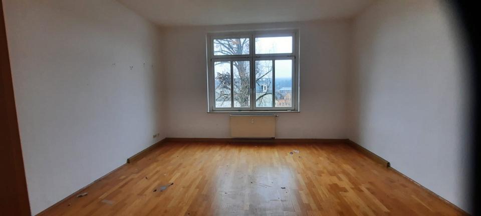 Thumbnail-Helle 2-Zimmer-Wohnung mit Einbauküche und Badewanne – 79 m² –