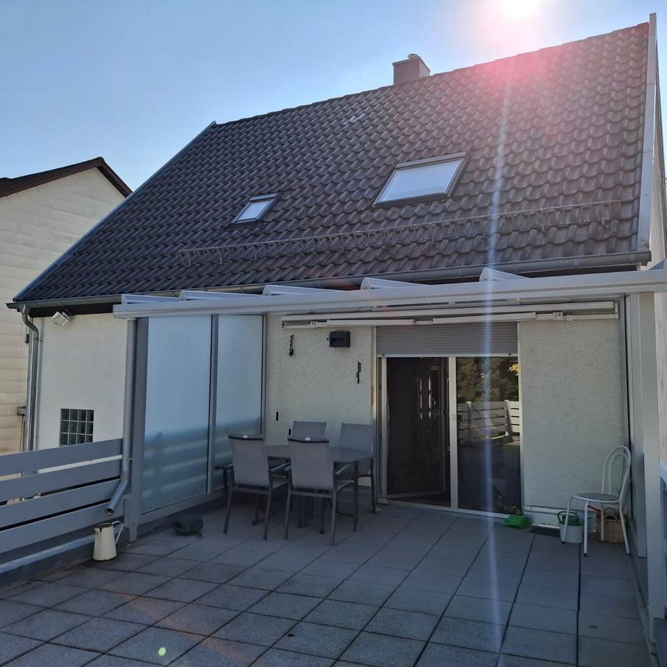 Thumbnail-Schönes Wohlfühlhaus mit sep.Baugrundstück zu verkaufen