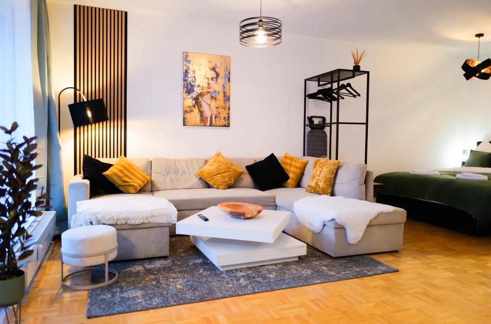 Thumbnail-Schöne möblierte 1-Zimmer-Wohnung mit Balkon in Erding