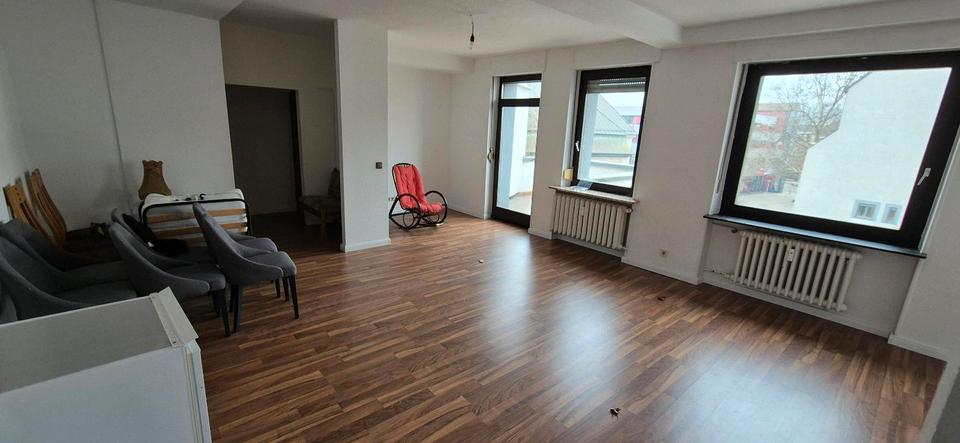 Thumbnail-Grosse 3ZKB mit Balkon Völklingen City