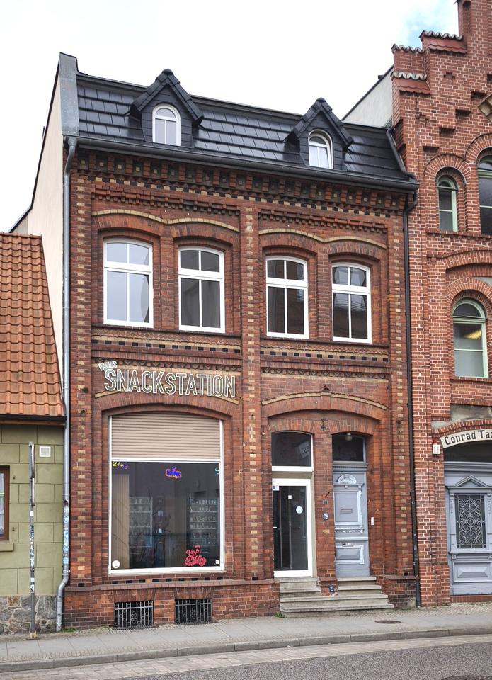 Thumbnail-frisch renoviert! große 2-Raumwohnung in zentrumsnaher Lage