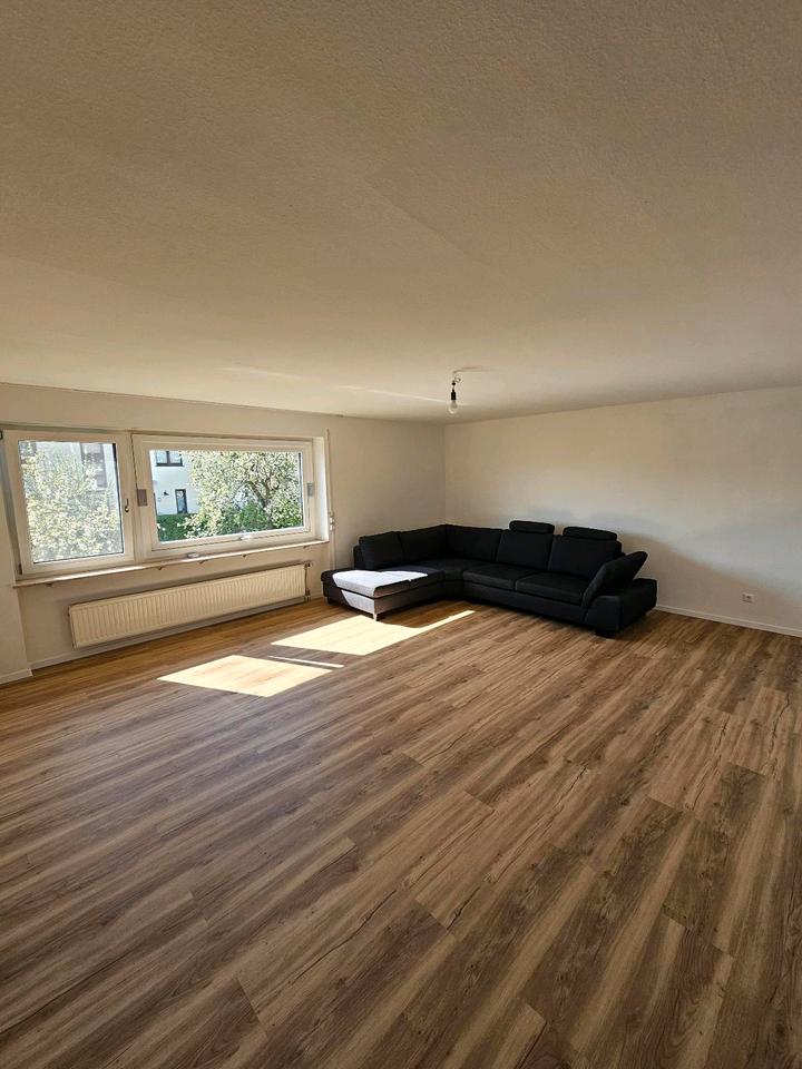 Thumbnail-5,5 Zimmerwohnung mit großem Balkon Kamin Doppelgarage 144m²