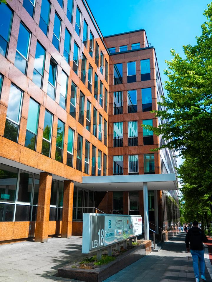 Thumbnail-Ladungsfähige Geschäftsadresse Virtuelles Büro – Hamburg am Michel