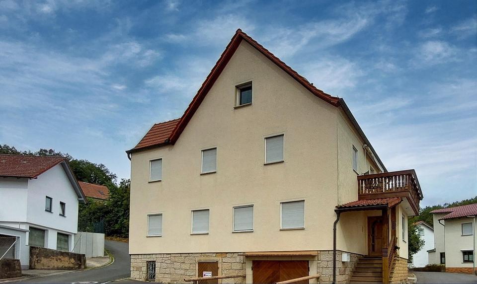 Thumbnail-Gepflegtes 8-Zimmer-Haus in Oberaurach OT Oberschleichach