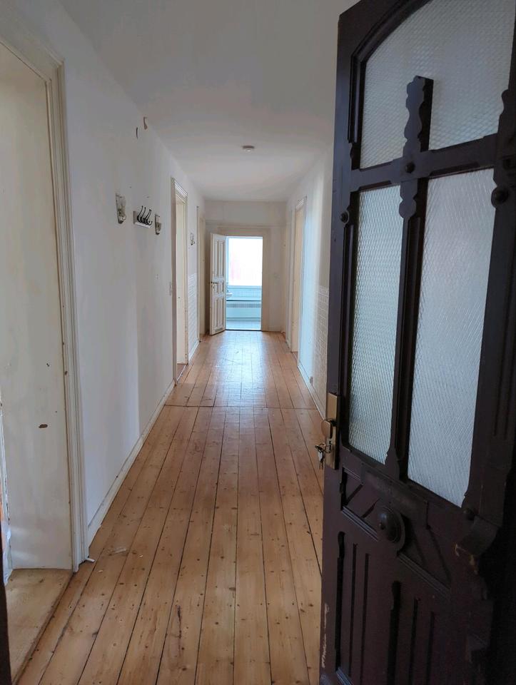 Thumbnail-5-Zimmer-Altbauwohnung in der Hafenstraße