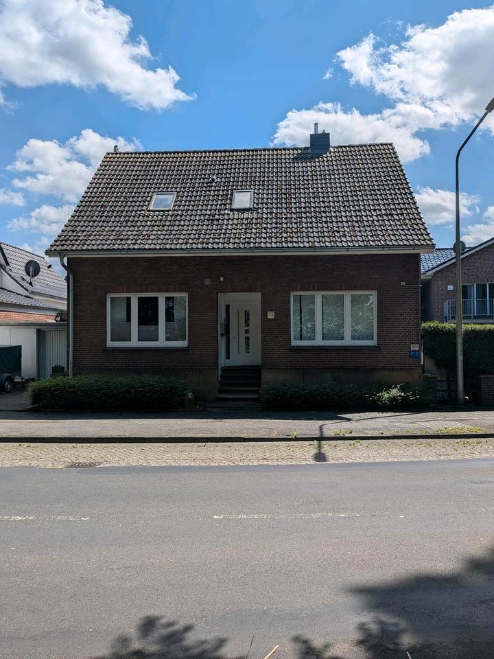 Thumbnail-Einfamilienhaus zum größten Teil Kernsaniert.